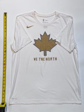 Nike Toronto Raptors "We the North" T-Shirt Size Large
